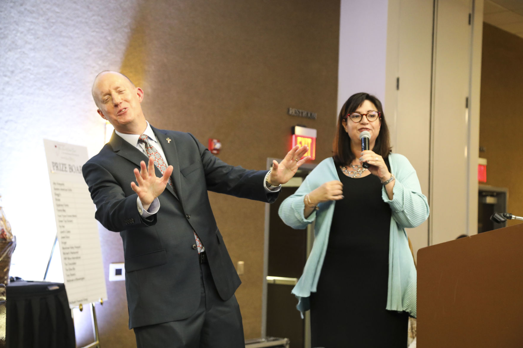 Chad Sparks, Susan Saunders